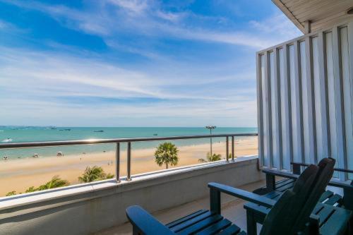 Baboona Beachfront Living Pattaya Exteriér fotografie